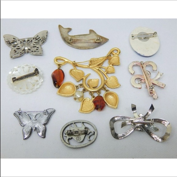 Vintage Silver Tone another Pearl Brooch. - Picture 4 of 4